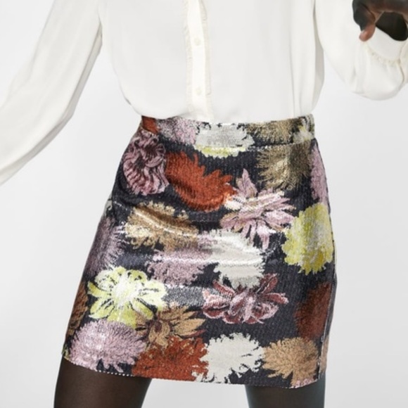 Zara sequin mini skirt - Picture 4 of 4